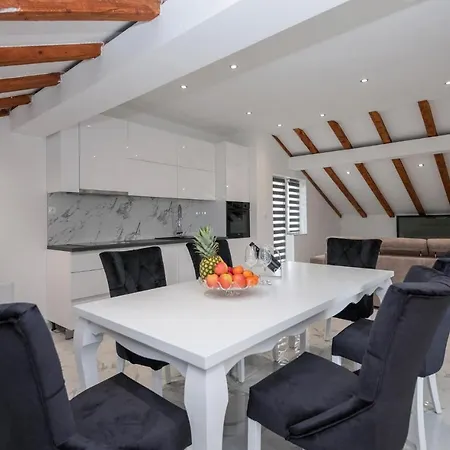 Lovely Home In Podbablje Gornje Podbablje