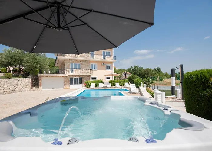 Lovely Home In Podbablje Gornje 펜션 Podbablje