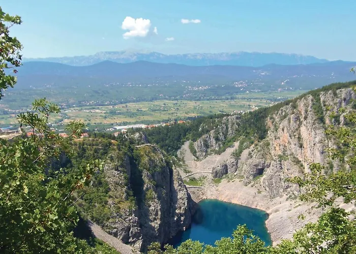 Lovely Home In Podbablje Gornje 펜션 *